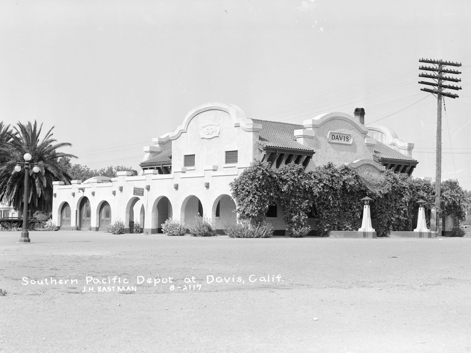 Southern Pacific Depot, 1944