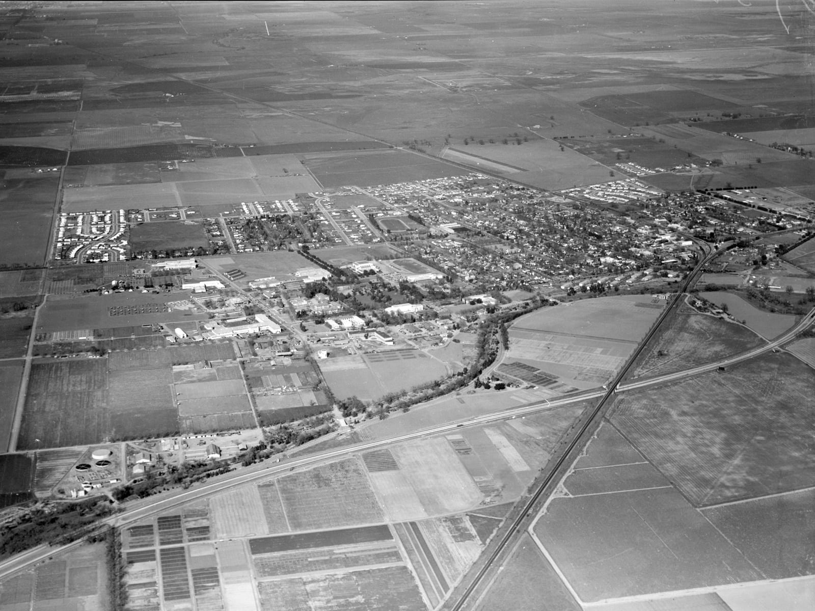 Aerial view of Davis, looking north, 1953