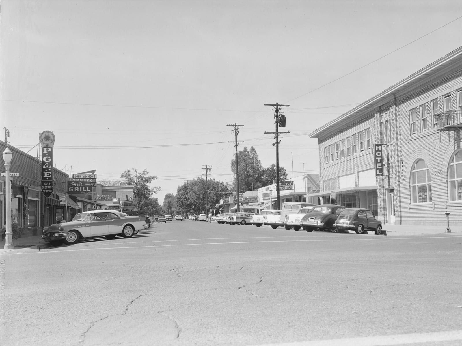 Second Street at G street, looking west, 1960